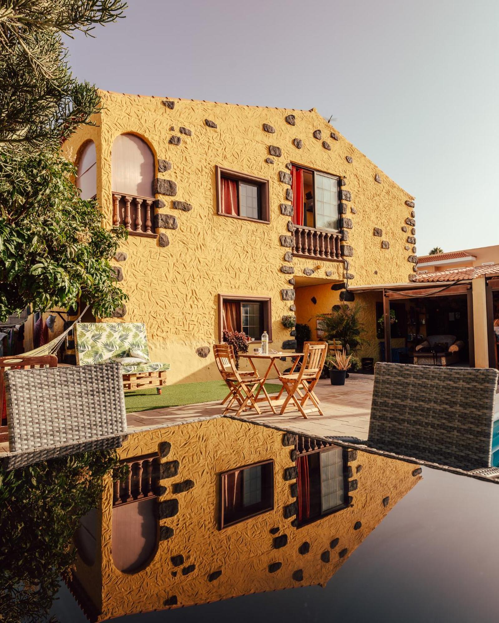 Hostel Los Amigos By Youroom La Mareta Extérieur photo